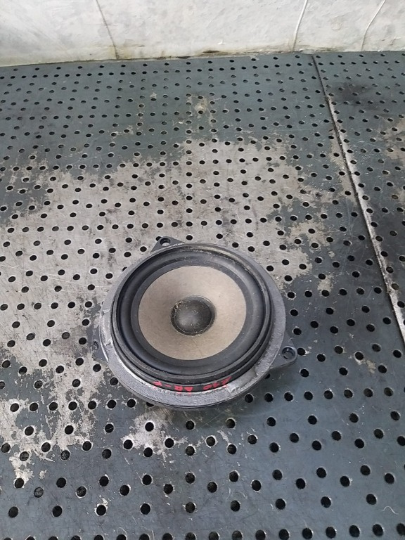 Boxa audio dreapta fata bmw seria 3 e90 6513914323201