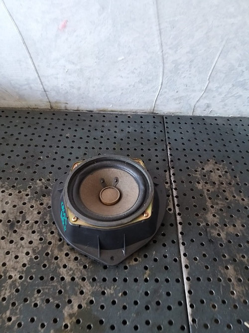 Boxa audio dreapta fata chevrolet kalos 96540725ta
