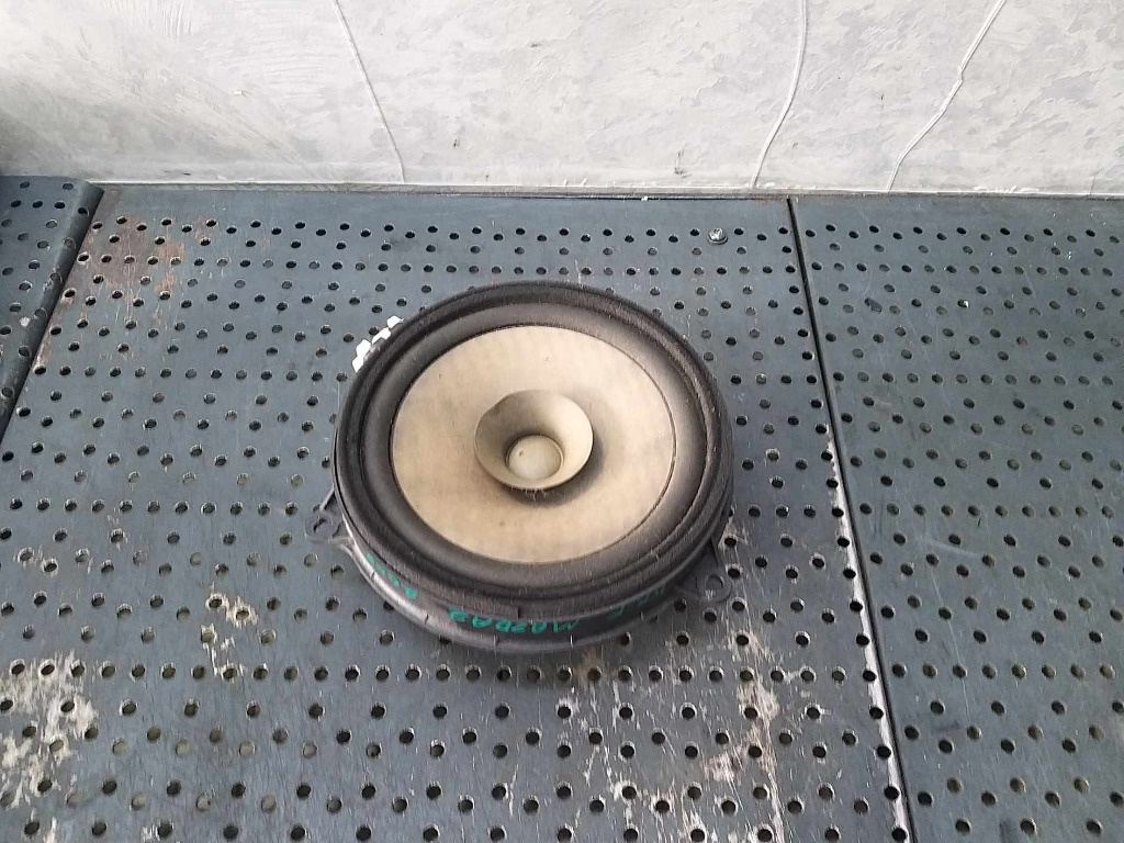Boxa audio dreapta fata mazda 2 de dh d65166960
