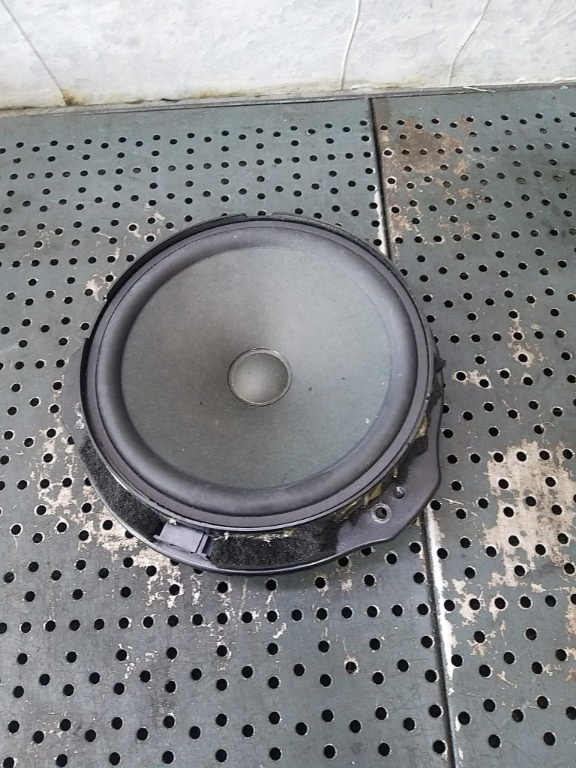 Boxa audio dreapta fata mercedes c class w204 a2048201902