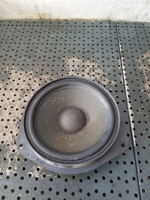 Boxa audio dreapta fata opel astra h 24423552