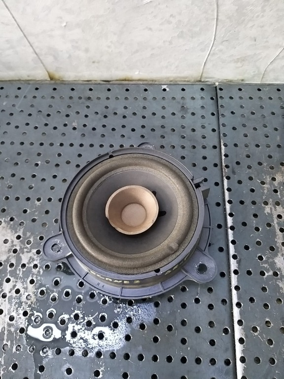 Boxa audio dreapta fata renault megane 3 28140002r