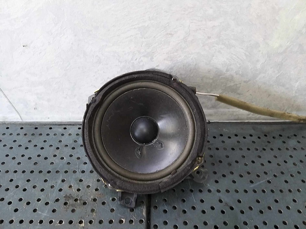 Boxa audio dreapta fata saab 9 3 12800322