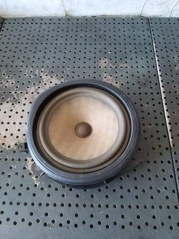 Boxa audio dreapta spate audi a3 8p 8p0035411
