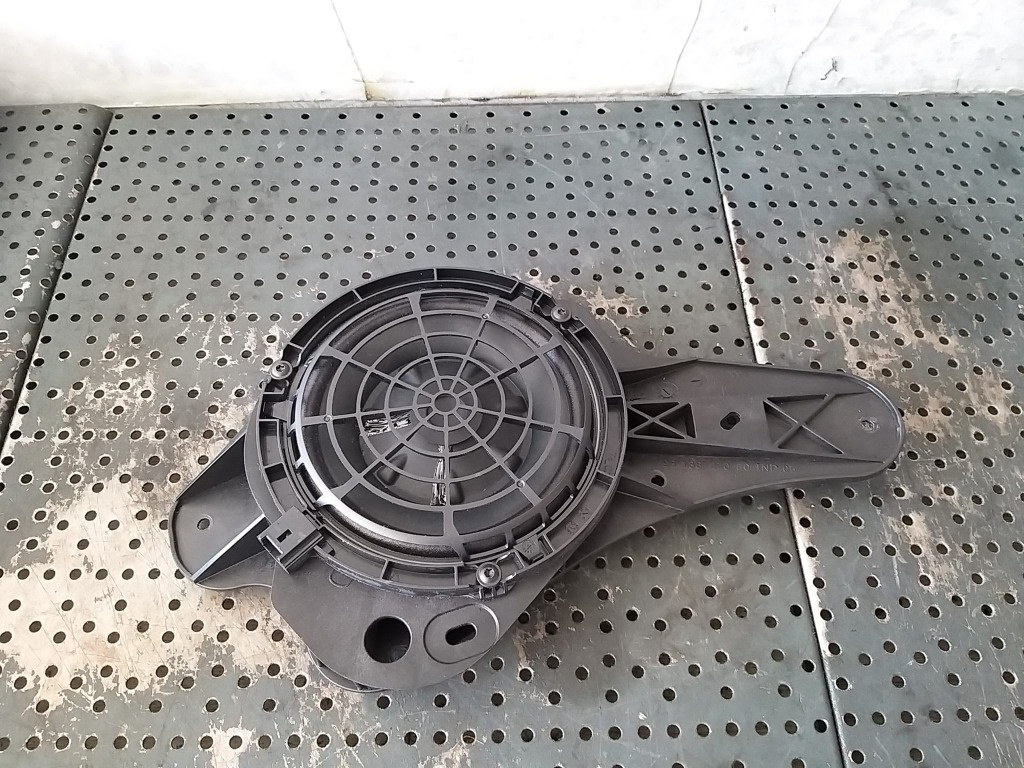 Boxa audio dreapta spate citroen c5 aircross 9813827080