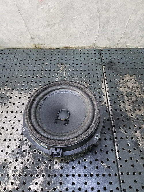 Boxa audio stanga fata ford puma j2k cf7 gn1518808ab