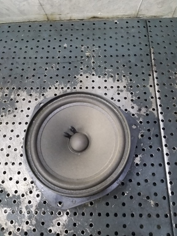 Boxa audio stanga fata opel corsa e x10 1705084001 13448447 528393184