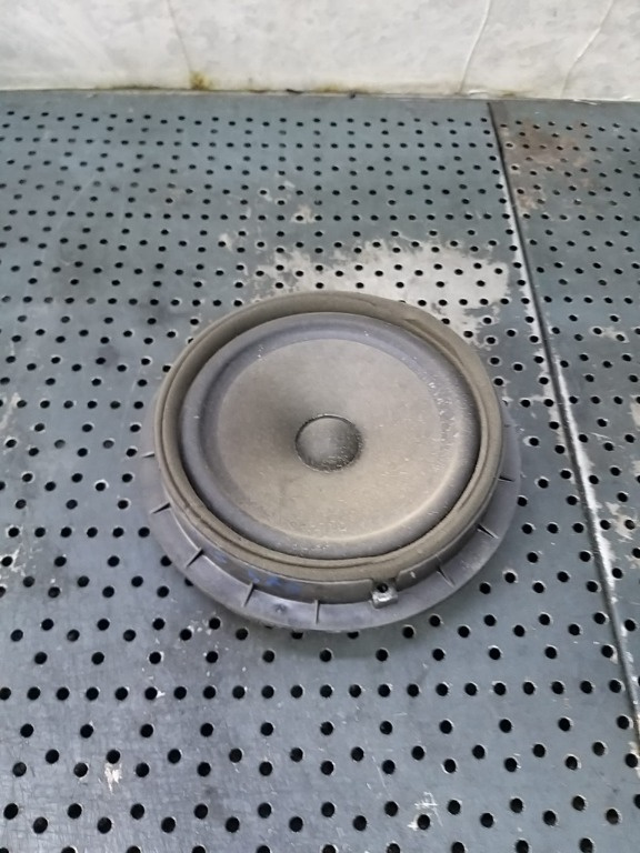 Boxa audio stanga fata suzuki sx4 ey gy 3910262j00