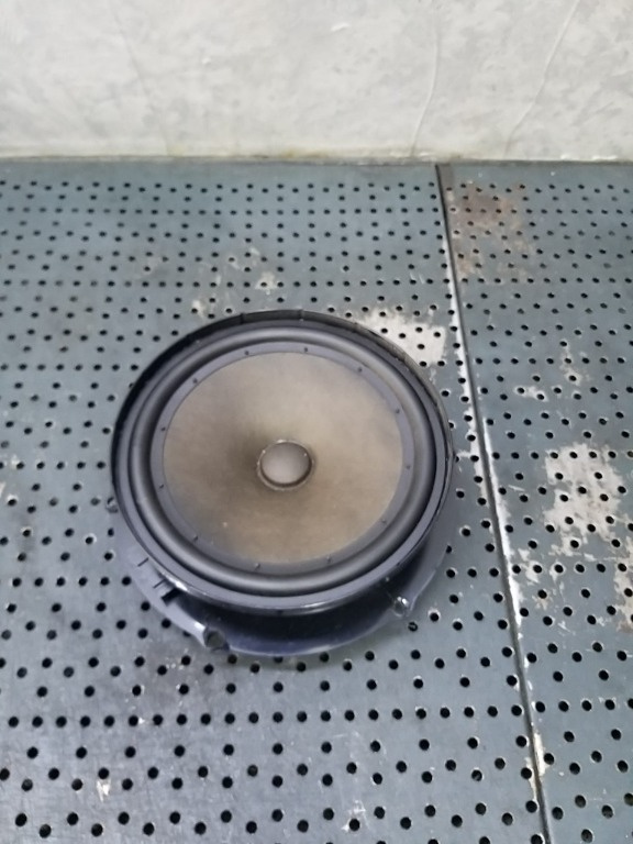 Boxa audio stanga fata vw golf 5 1k 1k0035454j