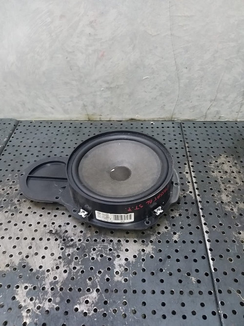 Boxa audio stanga fata vw passat b6 3c 3c8035454