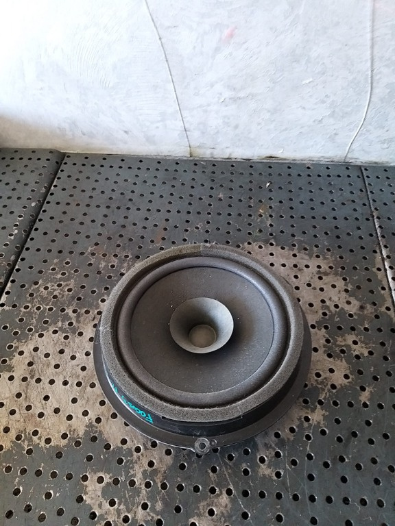 Boxa audio stanga spate ford focus 3 facelift aa6t18808ca