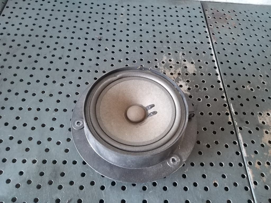 Boxa audio stanga spate mercedes b class w245