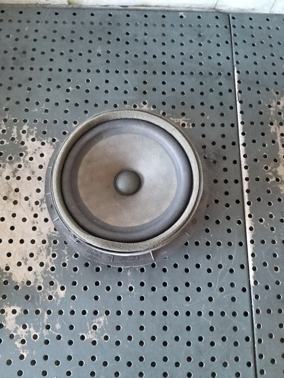 Boxa audio stanga spate suzuki swift 3 3910262j00
