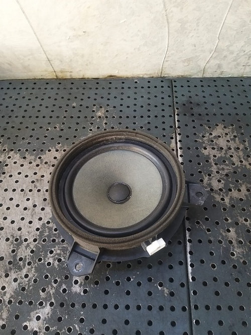 Boxa audio stanga spate toyota verso r2 861600d370