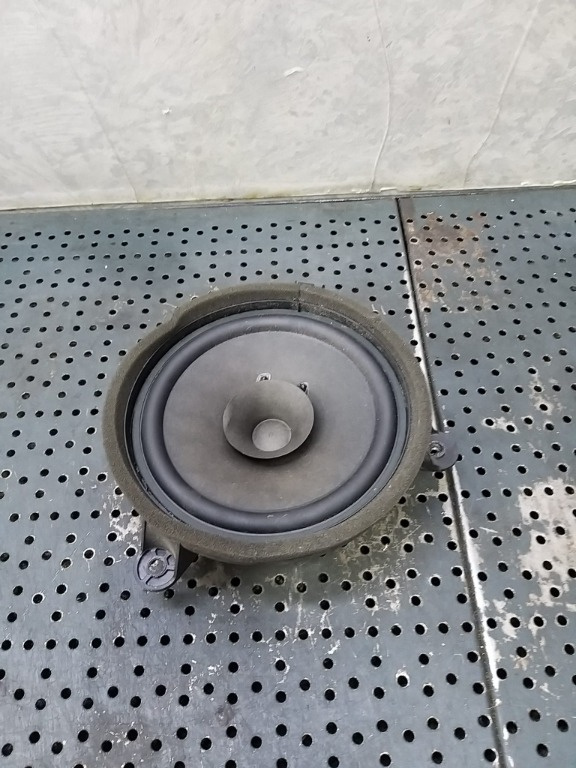 Boxa audio stanga spate volvo v50 s40 30752083