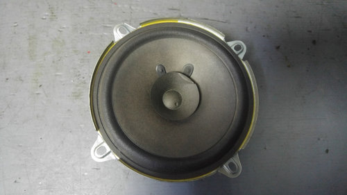 Boxa auto dreapta fata ford transit connect 2002-2013 5t1t-18808-aa