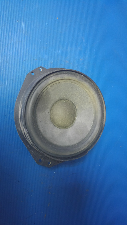 Boxa auto dreapta fata opel astra g