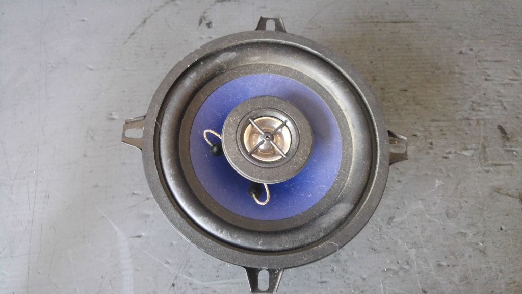 Boxa auto dreapta fata renault symbol 2 dupa 2008