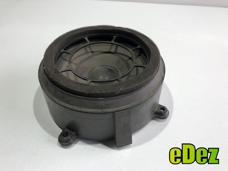 Boxa auto fata Mercedes C-Class (2001-2007) [W203] a2038201202