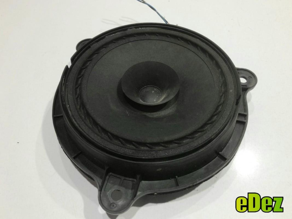 Boxa auto fata Nissan X-Trail (2001-2007) 28156-eu00a