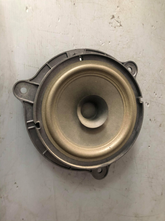 Boxa auto stanga fata nissan note 28156-av700