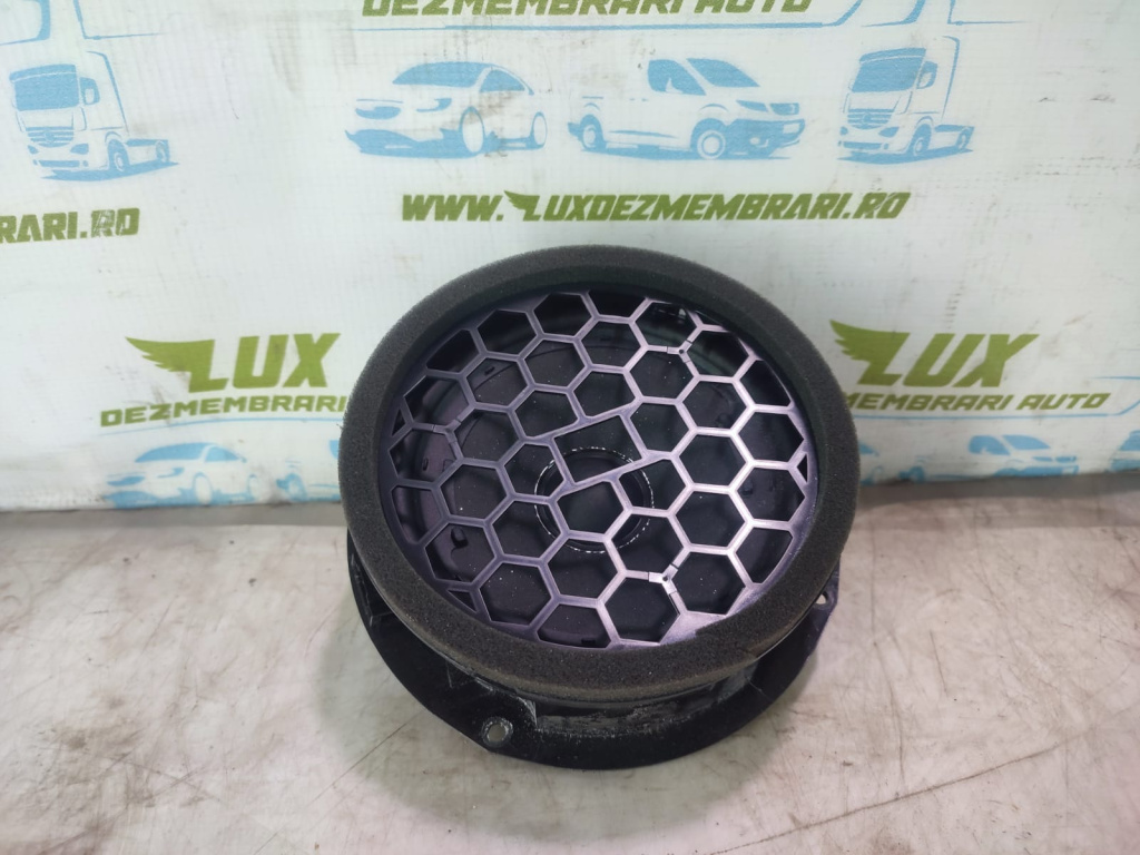 Boxa difuzor 5E3035411A Skoda Octavia 4 [2019 - 2024] 2.0 tdi DTRB