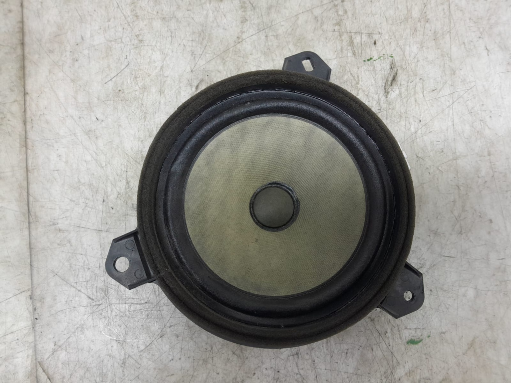 Boxa difuzor 86160-0D370 Toyota Aygo 2 [2014 - 2020] 1.0 benzina 1KRFE