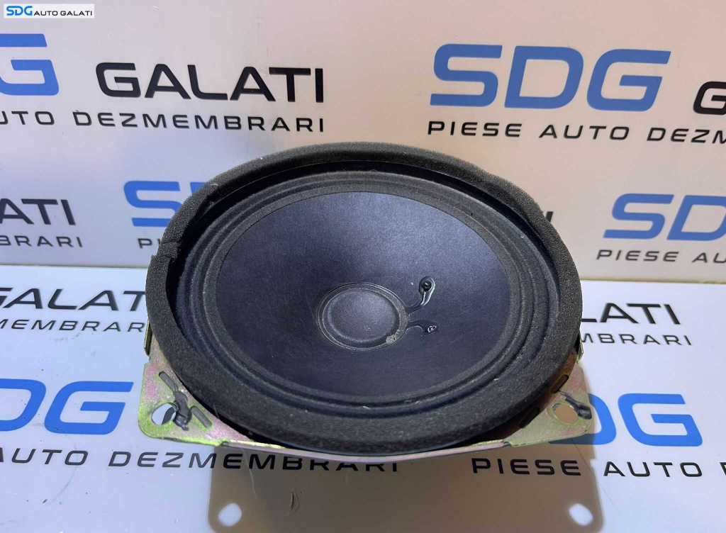 Boxa Difuzor de pe Usa Portiera Kia Cerato 2003 - 2008 Cod 96350-2F000