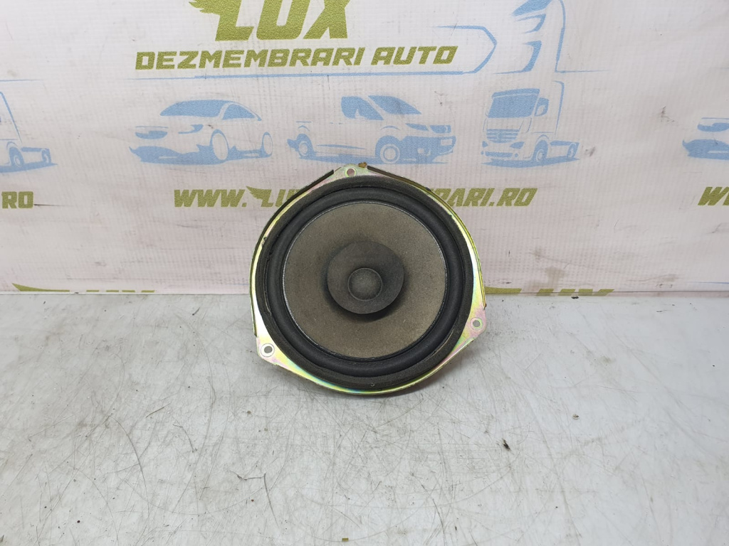 Boxa difuzor um466696y Mazda BT-50 [2006 - 2008]