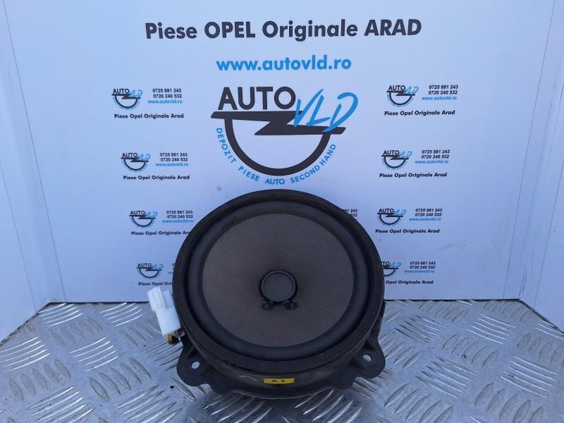 Boxa difuzor usa dreapta spate Opel Antara facelift 2010-2016 25907871
