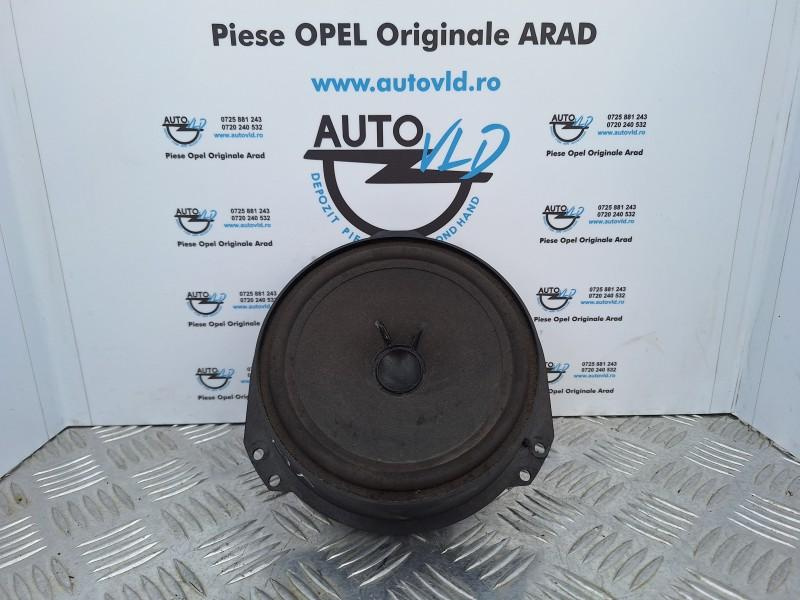 Boxa difuzor usa fata Renault Trafic 2 2001-> 8200874666