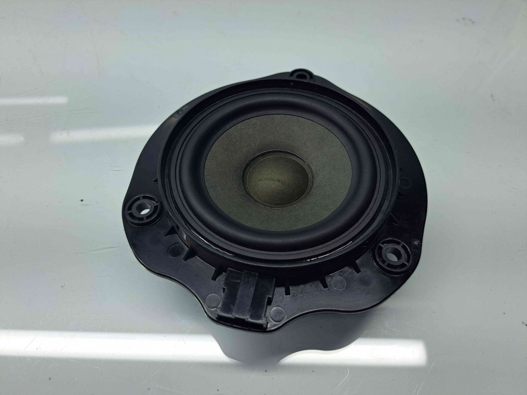 Boxa dreapta fata Audi A3 Sportback (8VA) Hatchback [Fabr 2012-2020] 8V0035454