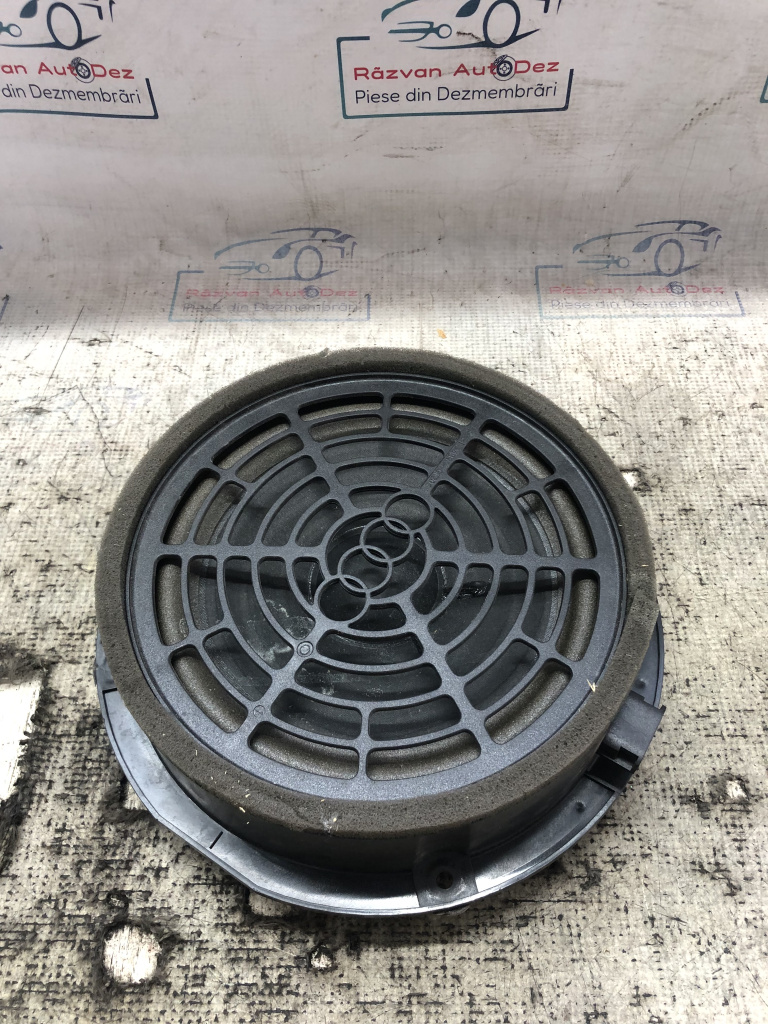 Boxa dreapta fata Audi A4 B8 2016, 8T0035415B
