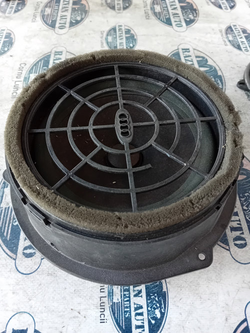 Boxa dreapta fata Audi A5 2009