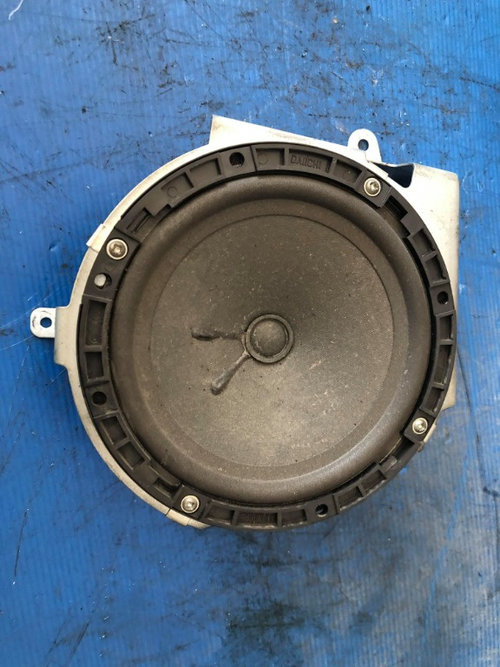 Boxa dreapta fata fiat doblo