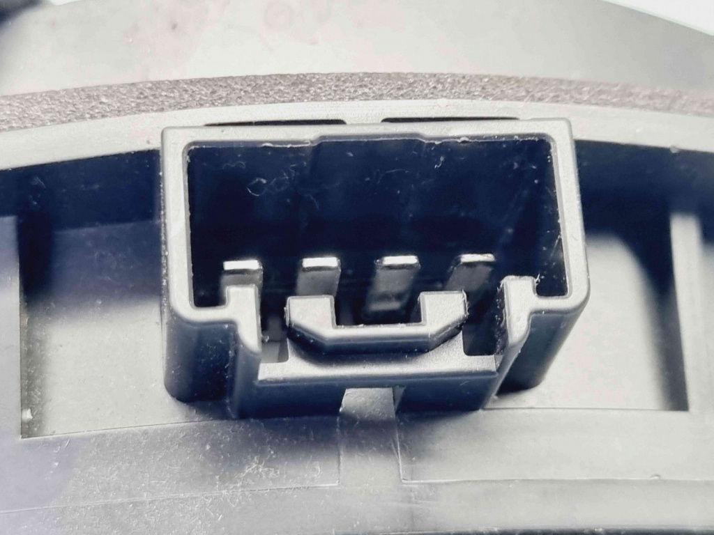 Boxa dreapta fata Ford Focus 3 Hatchback [Fabr 2011-2015] AA6T-18808-AA