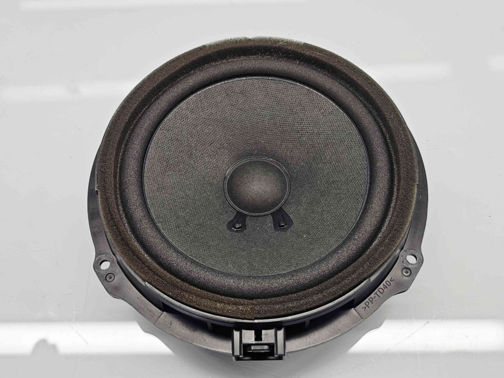 Boxa dreapta fata Ford Focus 3 Turnier [Fabr 2010-2018] AA6T-18808-AA