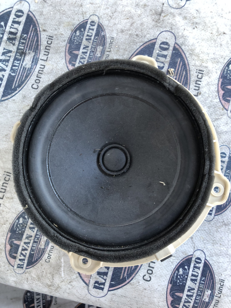Boxa dreapta fata Hyundai Ix 35, 963302S500