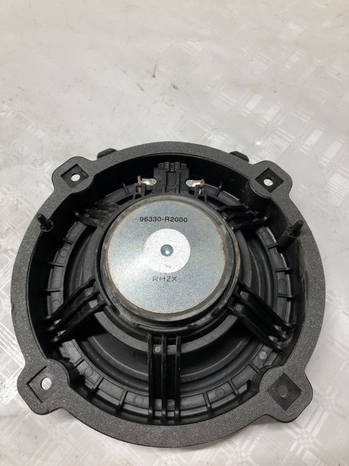 Boxa dreapta fata Kia Sportage - Benzina 2022, 96330R2000