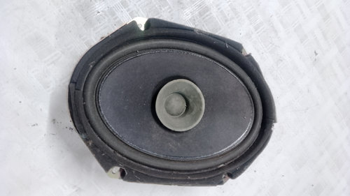Boxa dreapta fata Mazda 6 - Motorina 2004, 3M8118808CA