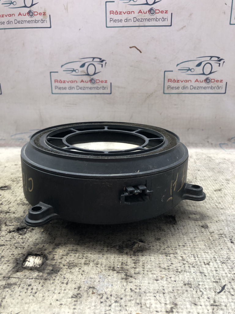 Boxa dreapta fata Mercedes C-Class W203 2005