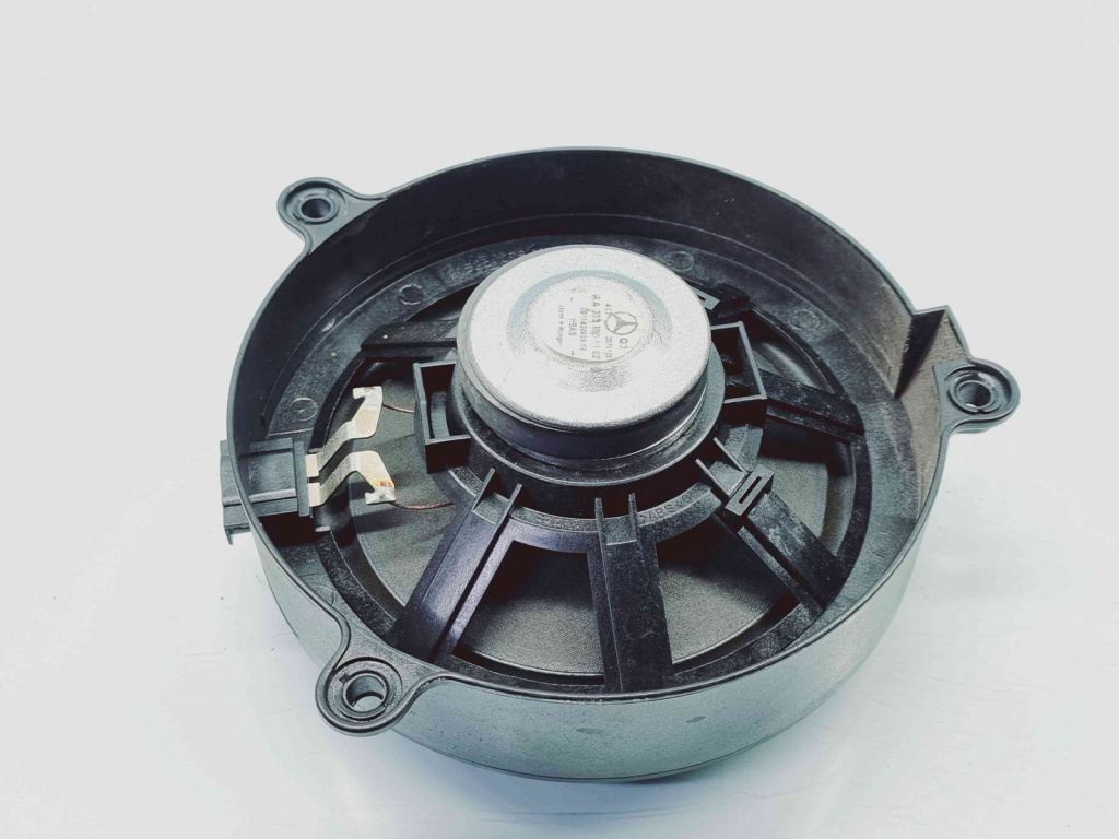 Boxa dreapta fata Mercedes Clasa C (W203) [Fabr 2000-2007] A2038201102