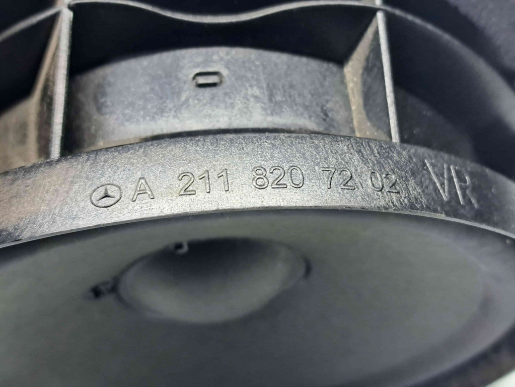 Boxa dreapta fata Mercedes Clasa E (W211) [Fabr 2002-2009] A2118207202