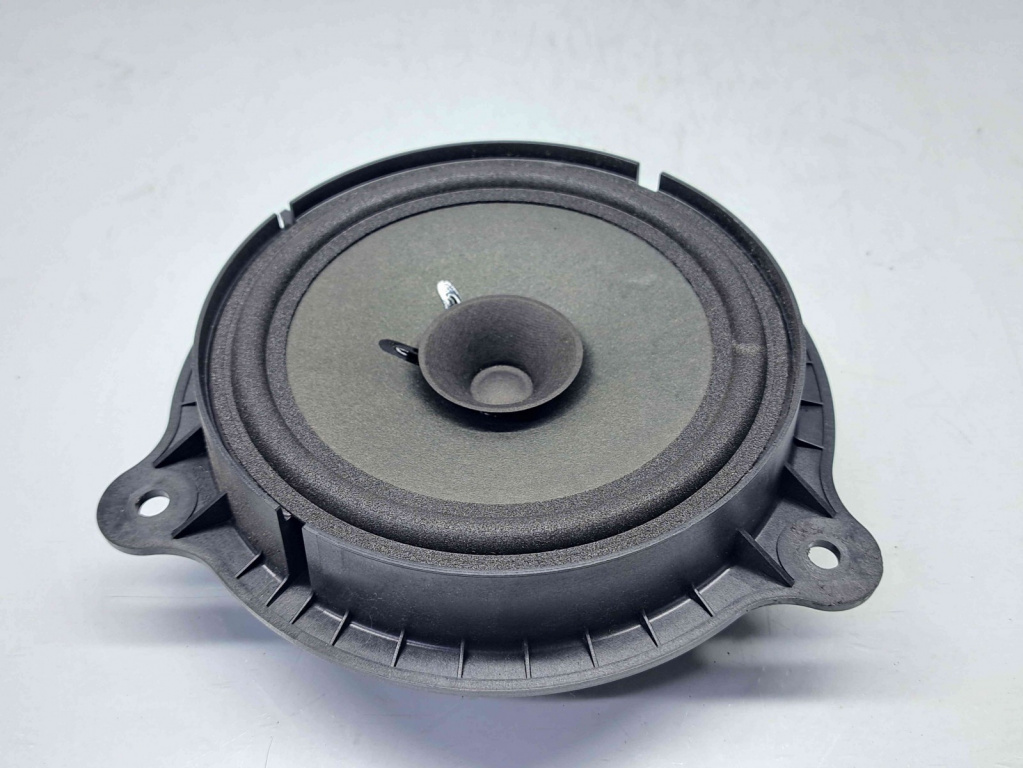 Boxa dreapta fata Nissan Juke [Fabr 2010-2014] Hatchback OEM