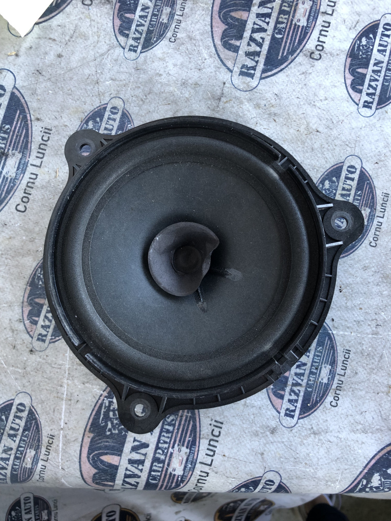 Boxa dreapta fata Nissan Qashqai 2011