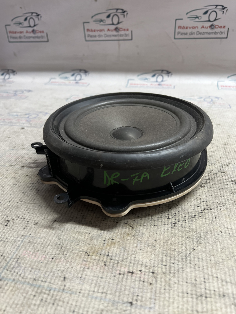 Boxa dreapta fata Seat Exeo 2010, 8E0035411