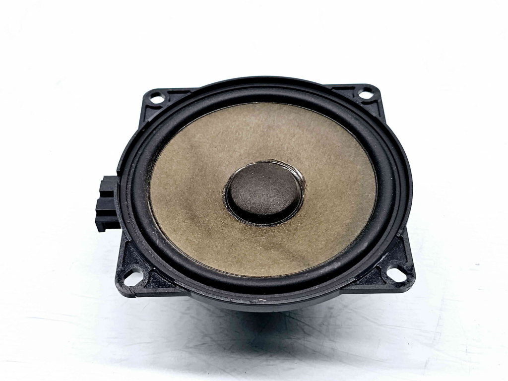 Boxa dreapta fata Volkswagen Golf 5 Plus (5M1) [Fabr 2005-2008] 1K0035415A