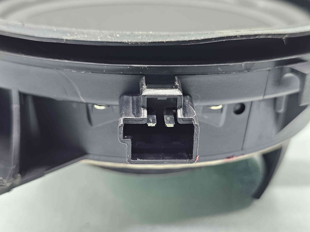 Boxa dreapta fata Volvo XC90 [Fabr 2002-2014] 30797139