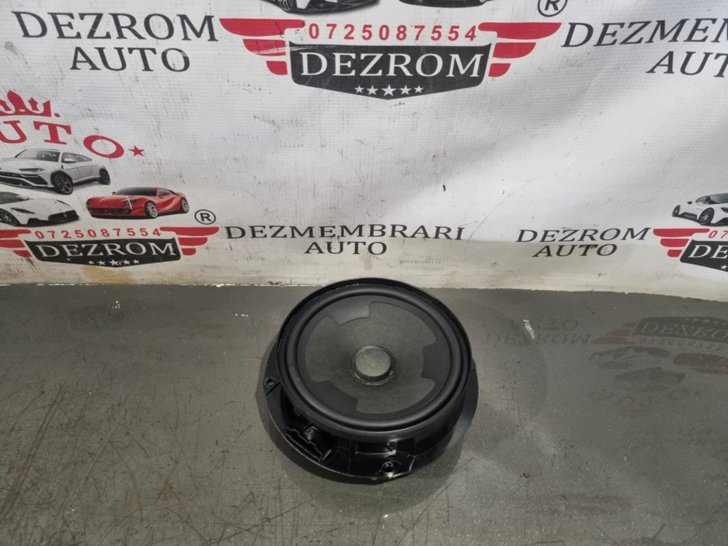 Boxa dreapta spate 5NA035453 VW Tiguan Allspace Facelift