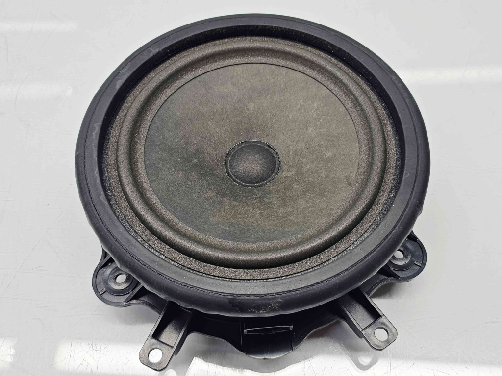 Boxa dreapta spate Audi A3 Sportback (8PA) [Fabr 2004-2013] Facelift 8P0035411C